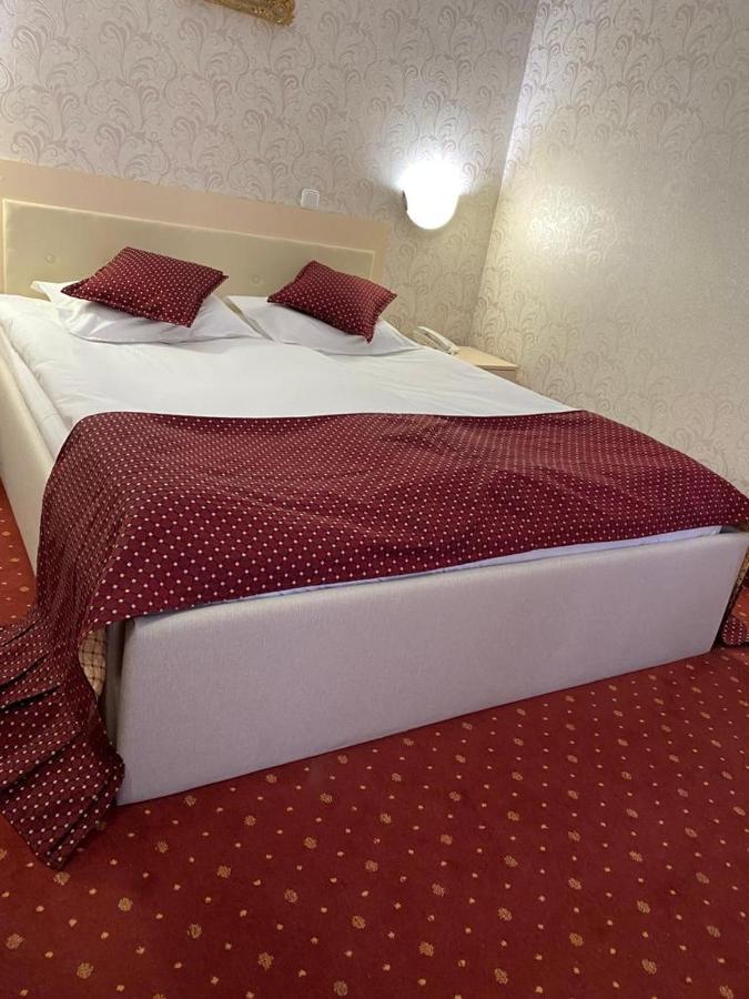 Hotel Miraj - Restaurant & Sauna & Biliard Poiana Brasov Luaran gambar