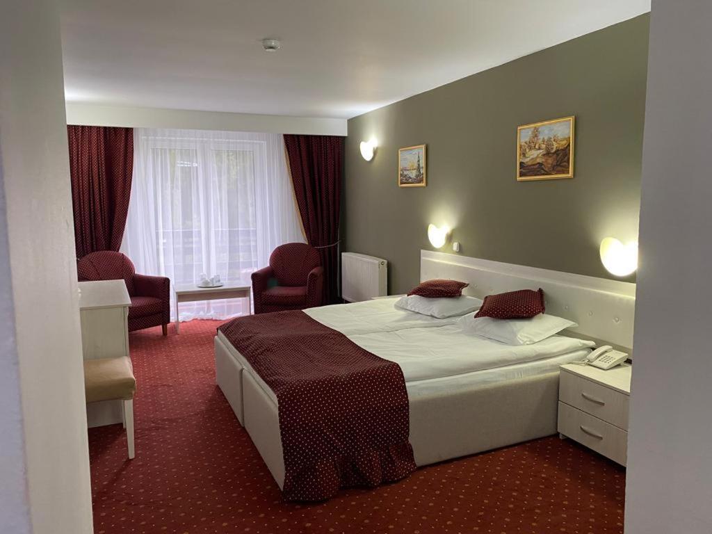 Hotel Miraj - Restaurant & Sauna & Biliard Poiana Brasov Luaran gambar