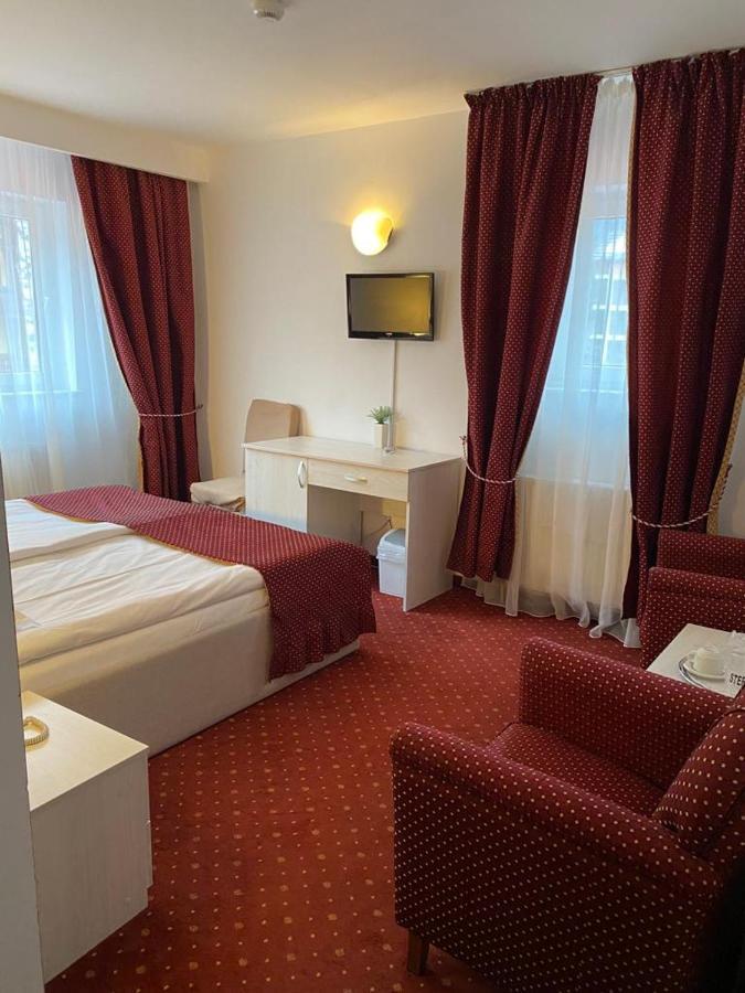 Hotel Miraj - Restaurant & Sauna & Biliard Poiana Brasov Luaran gambar