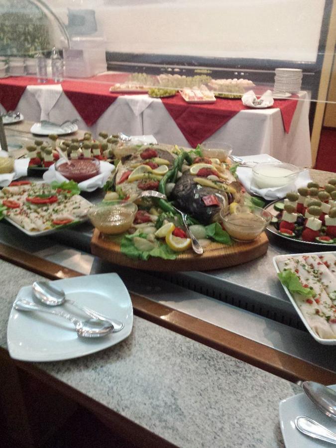 Hotel Miraj - Restaurant & Sauna & Biliard Poiana Brasov Luaran gambar