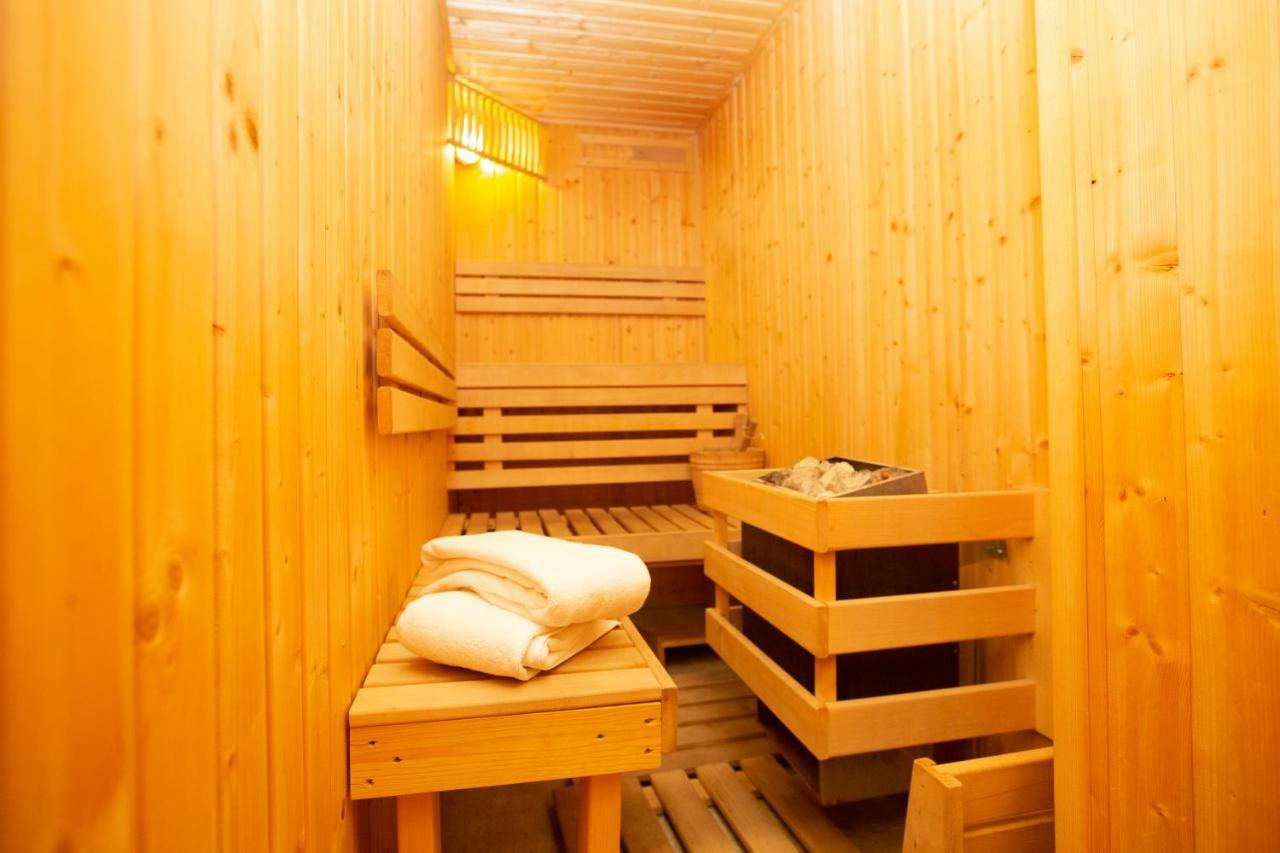 Hotel Miraj - Restaurant & Sauna & Biliard Poiana Brasov Luaran gambar